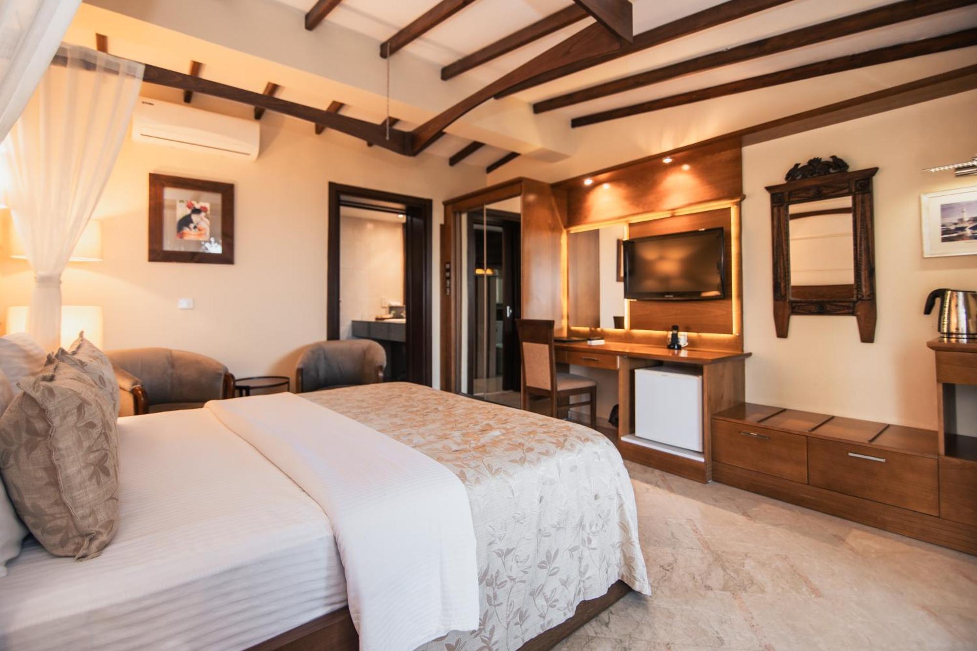 Bellapais Gardens Hostel Ngoại thất bức ảnh