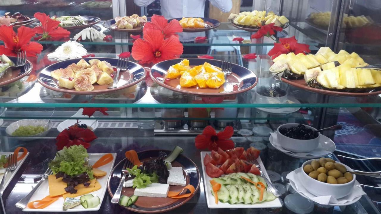 Bellapais Gardens Hostel Ngoại thất bức ảnh